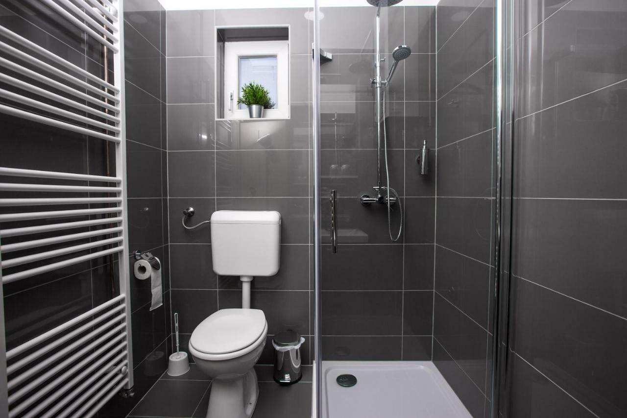 Dub Apartments Zagreb - Free Parking エクステリア 写真