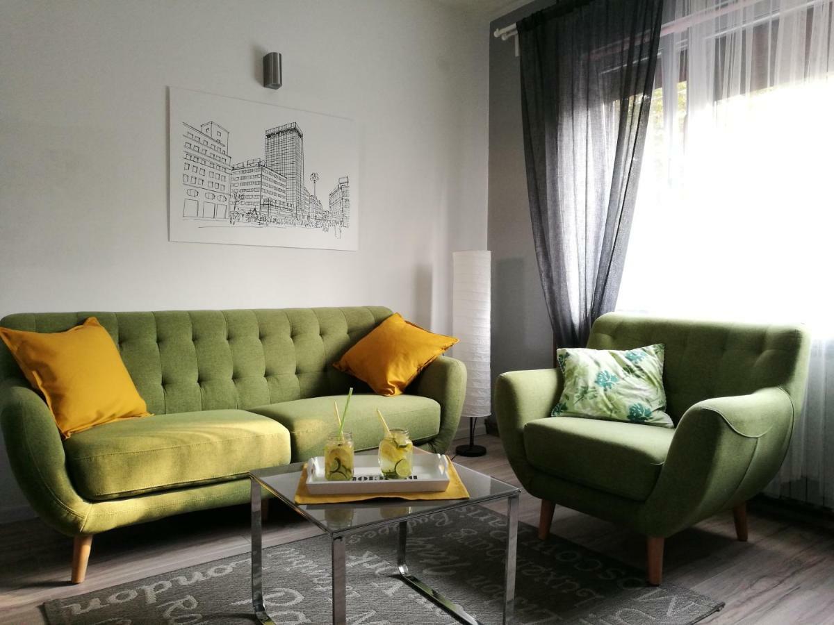 Dub Apartments Zagreb - Free Parking エクステリア 写真
